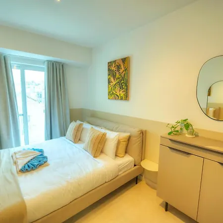 Luxury & Stylish 2bedroom Seafront, Balcony Gogzr-4 * Gzira