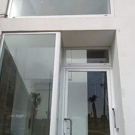 Luxury & Stylish 2bedroom Seafront, Balcony Gogzr-4