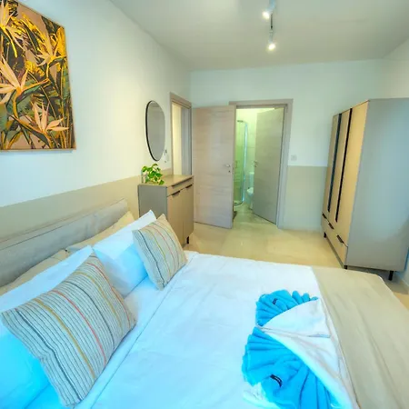 Apartment Luxury & Stylish 2bedroom Seafront, Balcony Gogzr-4