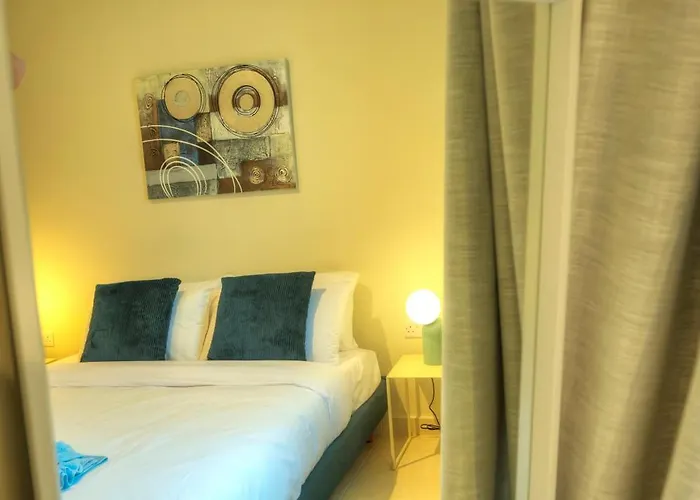 아파트 Luxury & Stylish 2bedroom Seafront, Balcony Gogzr-4 *