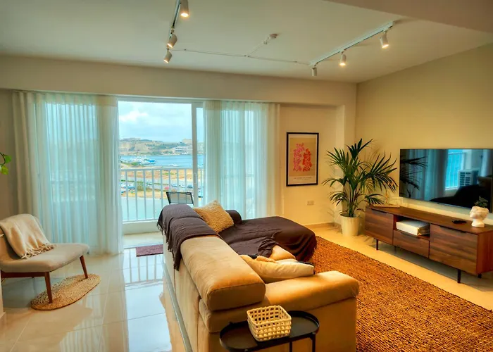 Luxury & Stylish 2bedroom Seafront, Balcony Gogzr-4 아파트 *