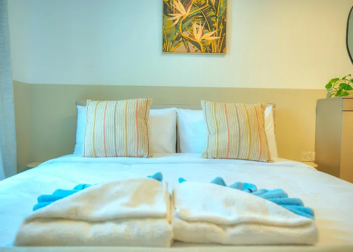 아파트 Luxury & Stylish 2bedroom Seafront, Balcony Gogzr-4